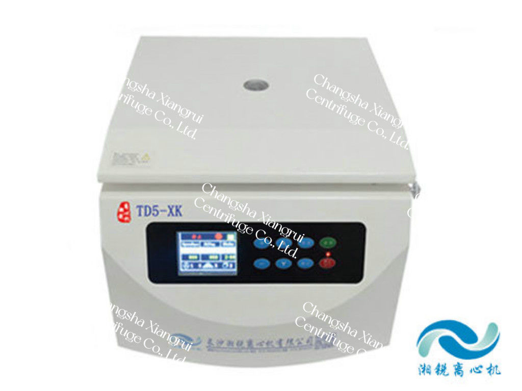 AC220V Angle Rotor Blood Bank Centrifuge Machine 15mlx12 Capacity 5000r/Min Speed